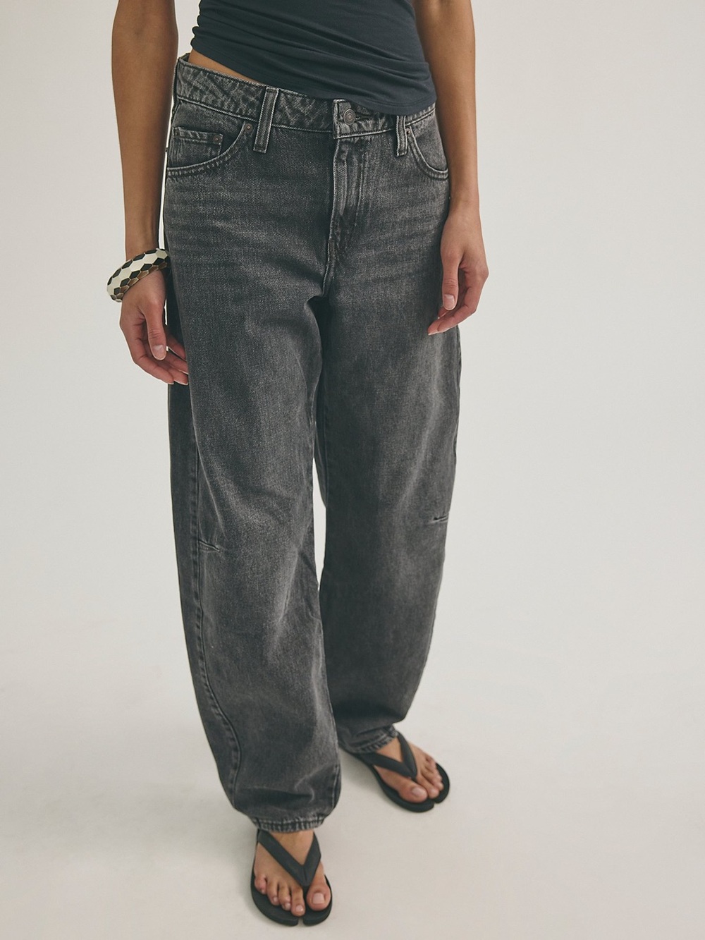 Levi’s Baggy Dad Barrel Jean